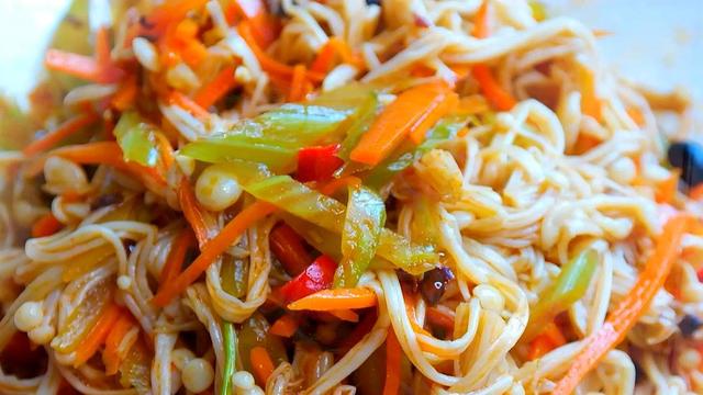 金针菇好吃的做法大全（金针菇最好吃又简单的做法）